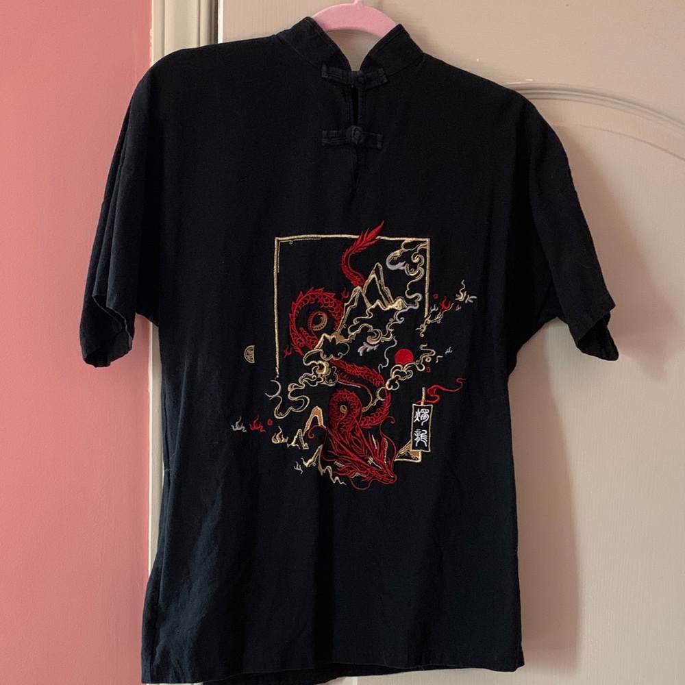 Vintage Dragon tee with Mandarin collar